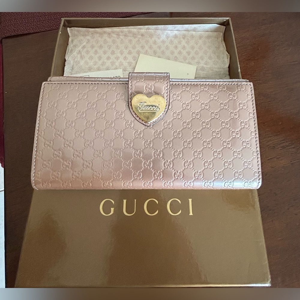 Gucci GG Metallic Pink Long Wallet